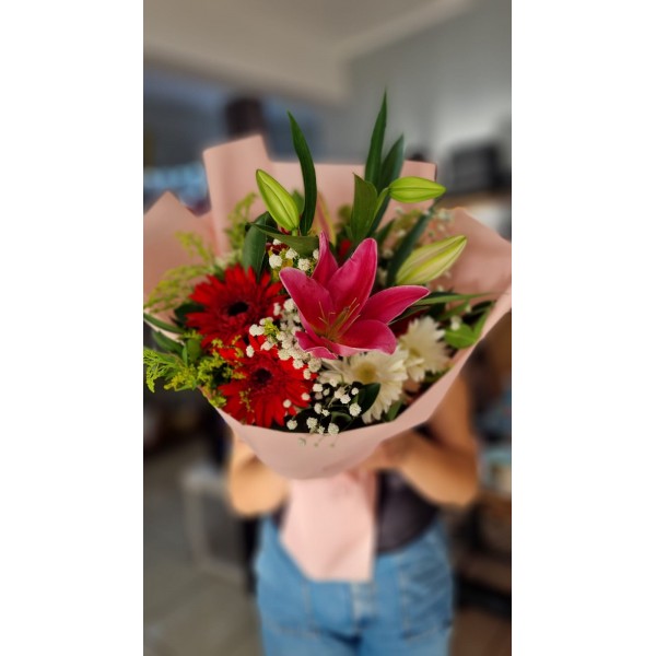 Lilyum  celbera buketi